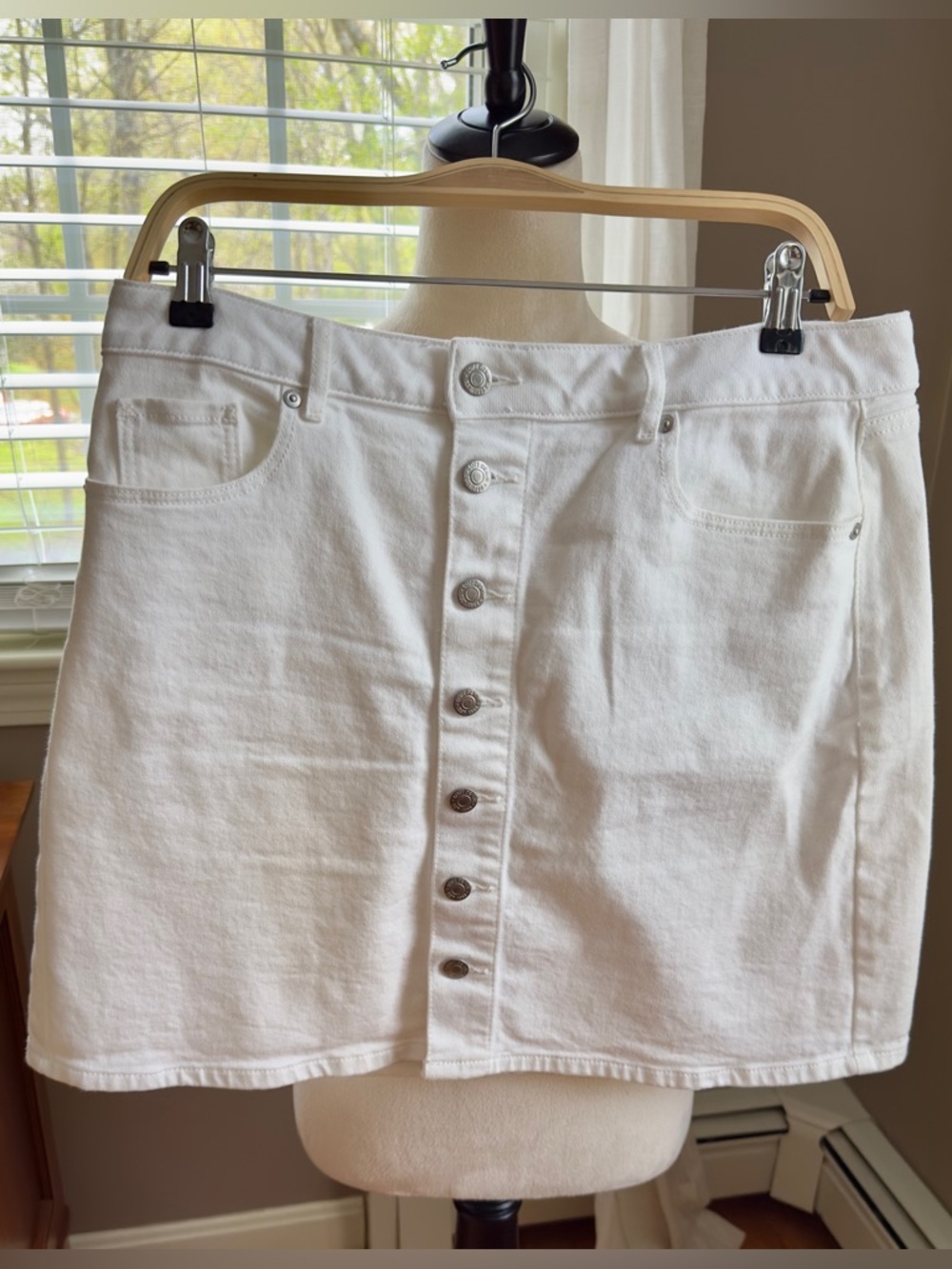 LOFT White Button-Front Denim Mini Skirt